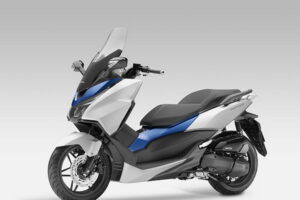 HONDA Forza 125 ABS รูปหล่อ แบบนี้ใครจะทนไหวเล่า..!!