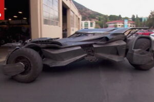 เท่ห์ไหมละ! เปิดตัวรถ "Batman" โฉมใหม่สุดโหด
