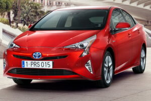 มาแน่นอน! Toyota แถลงการณ์เปิดตัว 2016 Prius เรียบร้อยแล้วก่อนลุยงานใหญ่