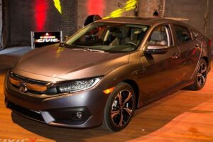 เปิดตัว "2016 Honda Civic" อย่างเป็นทางการแล้วพร้อมเครื่องยนต์แบบใหม่ขนาด 1.5 ลิตร