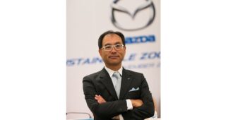 MAZDA การันตีรถแรง ประหยัดน้ำมัน ปลอดภัย ไอเสียต่ำ พร้อมติดสติกเกอร์แสดงข้อมูลรถยนต์ตามมาตรฐานสากล