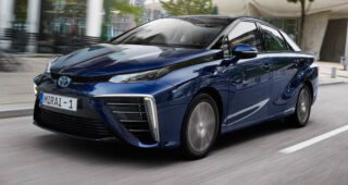 Toyota ประกาศกร้าวพร้อมพัฒนารถพลังงานไฮบริดและไฮโดรเจนต่อไป