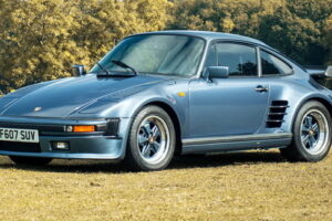 ใหม่+เก่า! เปิดประมูลรถคลาสสิกแบบ "Porsche 930 Turbo SE" ในสหราชอาณาจักร