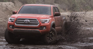 เปิดตัวโฆษณาของ "2016 Toyota Tacoma" ผาดโผนแบบสุดยอด