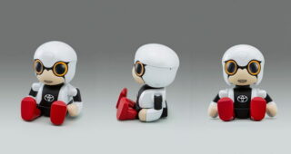 Toyota เปิดตัวหุ่นยนต์รุ่นใหม่แบบ "Kirobo Mini" ในงานที่ Tokyo Motor Show
