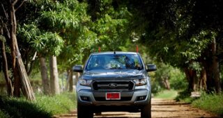 FORD ส่ง Ranger รุ่น XL และ XLS ใหม่ บุกตลาดรถกระบะใช้งาน มาพร้อมประสิทธิภาพยอดเยี่ยม แกร่งอย่างเต็มภาคภูมิ เพื่อทุกงานหนัก