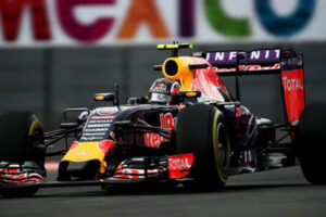 เผย Red Bull ใกล้ตกลง Renault ลงตัวสำหรับการแข่ง F-1 ปีหน้า