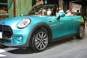 MINI เปิดตัว "Cooper Convertible" (เปิดประทุน) ในงานที่ Tokyo Auto Show