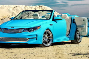 เปิดตัวชุดแต่ง "2016 Optima" ในสไตล์เปิดประทุนฉลอง Halloween