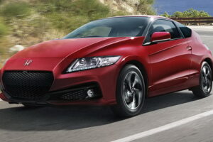 Honda เปิดตัว "2016 CR-Z" แบบไฮบริดรุ่นใหม่เรียบร้อยแล้ว