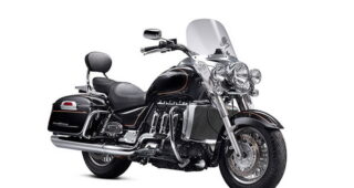 TRIUMPH Rocket III Touring 2015 "3 สูบตอนลึก"