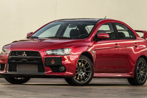 Mitsubishi เปิดตัวประมูลรถ "2016 Lancer EVO Final Edition" ช่วยเหลือการกุศล