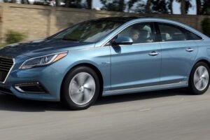เปิดตัว 2016 Hyundai Sonata แบบไฮบริดเริ่มต้นที่ 35,435 $
