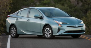 เปิดสเป็คพร้อมราคาแบบละเอียดของ "2016 Toyota Prius" เริ่มที่ 24,200 ดอลล่าร์
