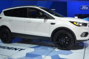 เปิดตัว "2017 Ford Escape" รุ่นใหม่สุดแรงกว่าเดิม
