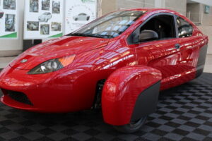 แปลกตา! Elio Motors เตรียมเปิดตัว "P5" รถ 3 ล้ออัจฉริยะ