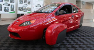 แปลกตา! Elio Motors เตรียมเปิดตัว "P5" รถ 3 ล้ออัจฉริยะ