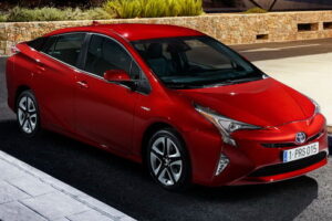 เปิดตัวสเป็คของ 2016 Toyota Prius แล้วสุดประหยัด