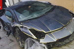 เสี่ยงเอา! ขายซาก Lamborghini Aventador ในราคาแค่ 100,000 ดอลล่าร์เท่านั้น!!!