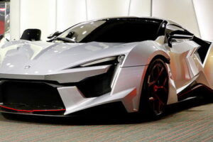 รอเลยจ้า! W Motors เตรียมเปิดตัว "Fenyr SuperSport" ภายใต้กำลังกว่า 900 แรงม้า