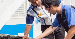 ผู้บริหารระดับสูง CHEVROLET "ใส่ใจ" ลงมือปฏิบัติงานจริงที่ศูนย์บริการ