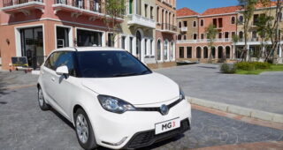 MG ประกาศความสำเร็จส่งท้ายปี 2558 กวาดยอดขายรวม 3,779 คัน