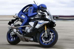 Yamaha จัดให้เปิดตัวเทคโนโลยีไร้คนขับเตรียมพัฒนาให้โหดกว่าแชมป์โลก!!!