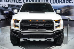 Ford เปิดตัว "2017 F-150 Raptor SuperCrew" กระบะทรงพลัง