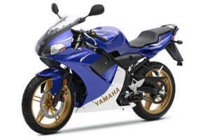 YAMAHA TZR 50 2016 "หมอกจางๆ ที่ไฟแดง"