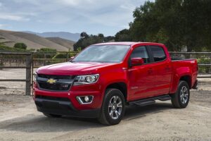 CHEVROLET COLORADO เวอร์ชั่นอเมริกา ที่ใช้เครื่องยนต์ DURAMAX จากไทย คว้ารางวัลรถกระบะยอดเยี่ยมแห่งปี 2016 ของมอเตอร์เทรนด์
