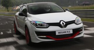 ยืนยัน Renault Megane RS รุ่นใหม่เหลือแค่เครื่องยนต์ 2.0 ลิตร