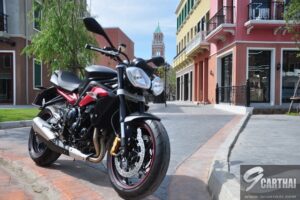 รีวิว Triumph Street Triple R หล่อเฟี้ยว ช่วงล่างขั้นเทพ และเบรกอันยอดเยี่ยม ราคาเริ่มต้น 460,000.