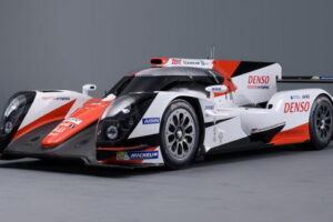 เปิดตัวรถแข่ง "Toyota TS050 Hybrid" สำหรับรายการใหญ่อย่าง Toyota TS050 Hybrid