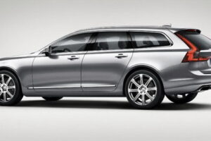 จัดเต็มภาพแบบ HD ของรถขนาดใหญ่ "2017 Volvo V90"