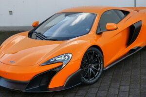 เปิดประมูลรถต้นแบบของ "McLaren 675LT" แค่ 1 ใน 5 ของโลก