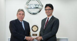 Nissan Frontier NP300 Navara Calibre X-Cab คว้ารางวัลจาก J.D. Power