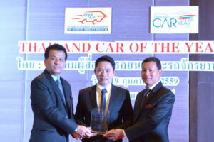 Nissan X-Trail คว้ารางวัลเข้ารอบ 6 คันสุดท้าย “THAILAND CAR OF THE YEAR 2015