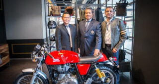 Royal Enfield เปิด Showroom แห่งแรก พร้อมปรับราคาใหม่ถูกลงกว่าเดิม