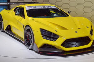 Zenvo จัดให้เปิดตัวชุดแต่งทั้ง "TS1 และ TSR Models" พร้อมกันสองรุ่น