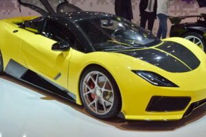 น้องเล็ก! Arash AF8 Cassini มาแล้วในงานที่ Geneva Auto Show
