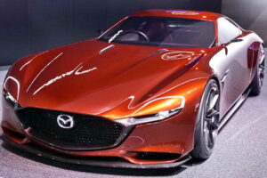 Mazda เปิดตัวรถแบบ "RX-Vision" รุ่นใหม่พร้อมขุมพลังแบบ Hybrid