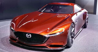 Mazda เปิดตัวรถแบบ "RX-Vision" รุ่นใหม่พร้อมขุมพลังแบบ Hybrid