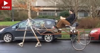 อย่างเจ๋ง! นักศึกษาผุดไอเดีย "Bicycle Walking" สุดแปลกตา