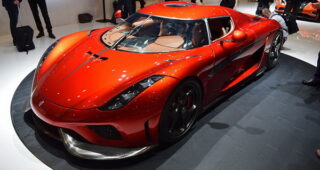 Koenigsegg จัดให้เปิดตัวรถสปอร์ตรุ่นใหม่ท้าชน Bugatti