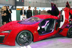 รถสปอร์ตรุ่นใหม่ "Lykan Hypersport" พร้อมโชว์ตัวแล้วในวันนี้