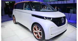 Volkswagen โชว์ตัวรถพลังงานไฟฟ้าในงานที่ Geneva Auto Show
