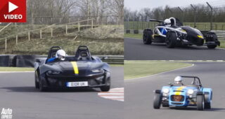 จิ๋วแต่แจ๋ว! ชมคลิปการทดสอบรถขนาดเล็ก Zenos E10R, Caterham 620R และ Ariel Atom