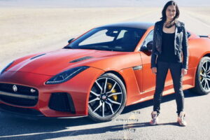 Michelle Rodriguez โชว์ซิ่งรถสปอร์ต "Jaguar F-Type SVR" เกิน 200 ไมล์/ชั่วโมง