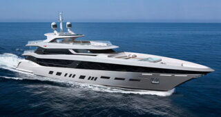 อย่างอื่นก็ทำได้! นักออกแบบชื่อดัง Fisker เปิดตัวเรือยอชต์รุ่นใหม่