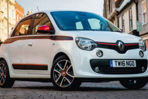 ร่วมชม! Renault Twingo พร้อมทดสอบกลางลอนดอนแล้ว